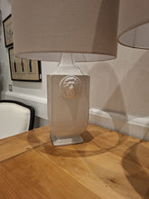 Pareja de lamparas de manises