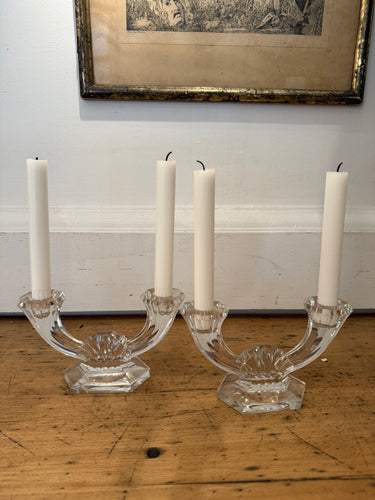 Pareja de candelabros de cristal