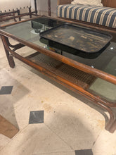 Mesa de centro de caña