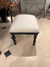 Banqueta negra