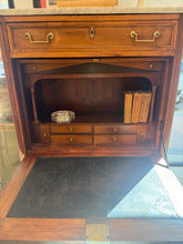 Secretaire abatand