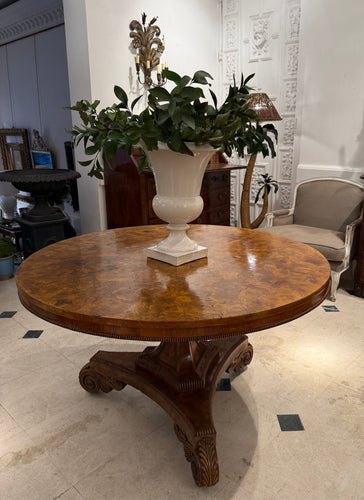 Mesa velador de raiz de olivo