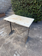 Consola de hierro y marmol