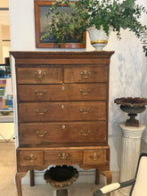 Tallboy de roble
