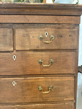 Tallboy de roble