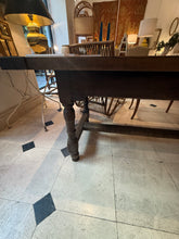 Mesa de castaño